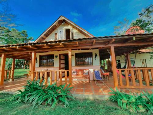Pacuare Reserve Ski Chalet | La Flor de Loto