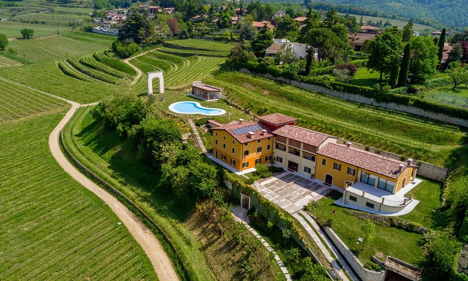 Pedemonte Bed & Breakfast | La Fonte degli Dei Wine Relais