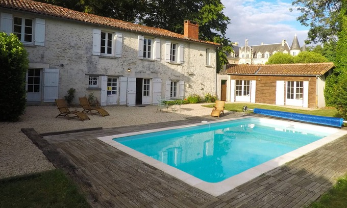 Bourneau House | La Forêt Cottage at Château de Bourneau with private swimming pool & garden