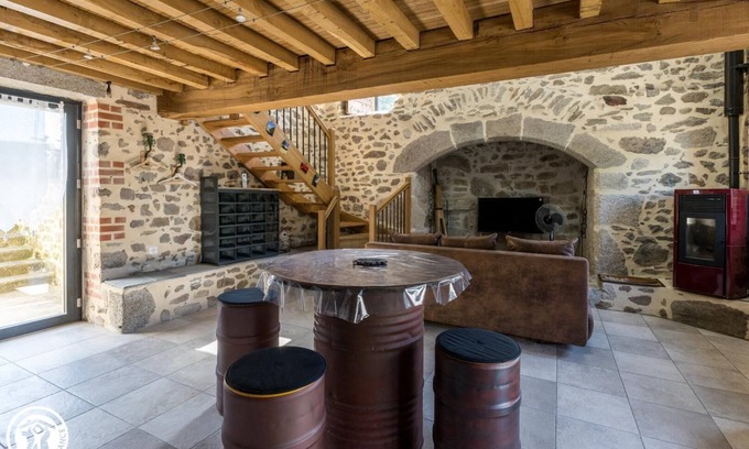Condat-en-Combraille House | La Forge Agricole - Condat EN Combraille