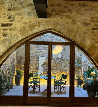 Arnes Apartment | La Fusteria d' Arnes