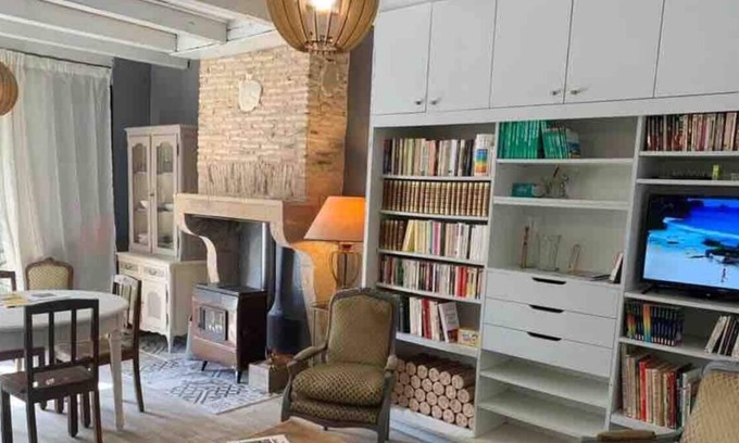 Garigny House | La Garignette