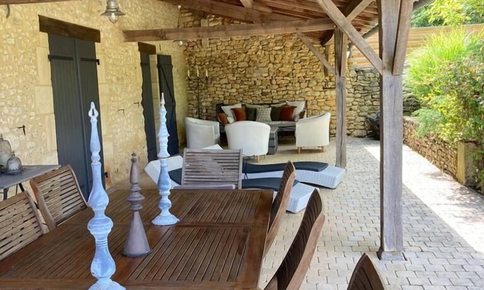 Saint-Laurent-des-Batons House | La Geneste Vacation Rental
