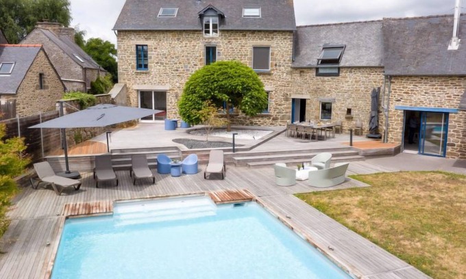Le Tronchet House | La Gentilhommière by Interhome