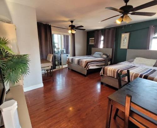 Pico - Robertson Apartment | LA Getaway Oasis