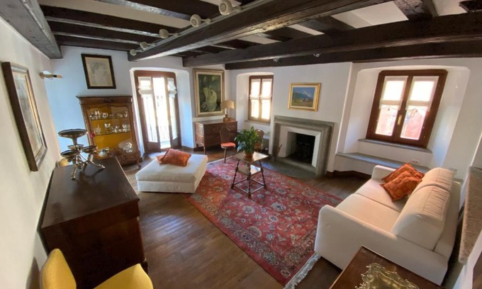 Santa Maria Maggiore Apartment | La Ghirba