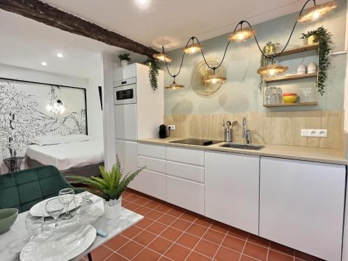 Aubagne Apartment | La gloire de mon pere -climatisé-vrai lit