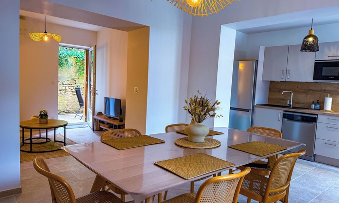 Goult House | La Gloriette en Luberon 15 minutes from GORDES