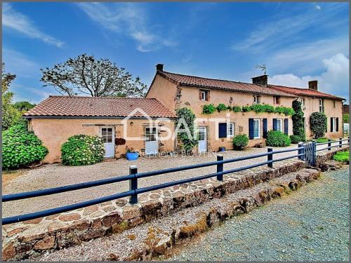 Cerizay Apartment | La Gondromière 79140 CERIZAY