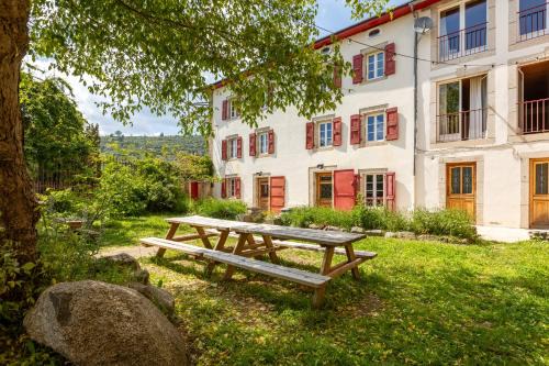 Angoustrine Apartment | La Grande Maison Rouge