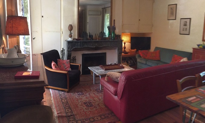 Mazan Villa | La Grande Peyriere - 2 CH - Large wooded prop - Swim. pool - In the countryside