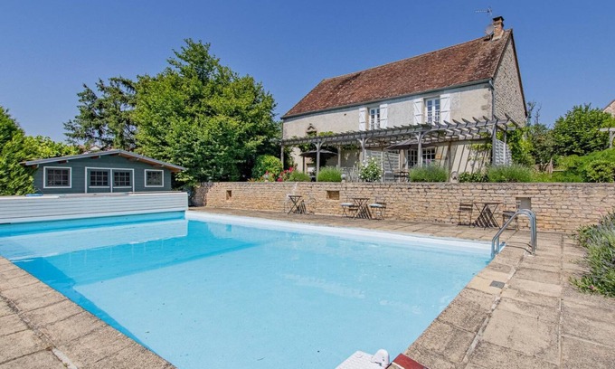 Saint-Sernin-du-Plain House | La Grange - SAINT SERNIN DU PLAIN