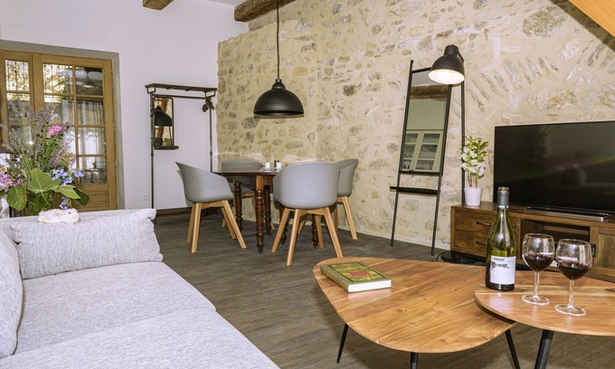 Belesta Cottage | La Grange gauche - The Castle House by Domaine RIBERACH