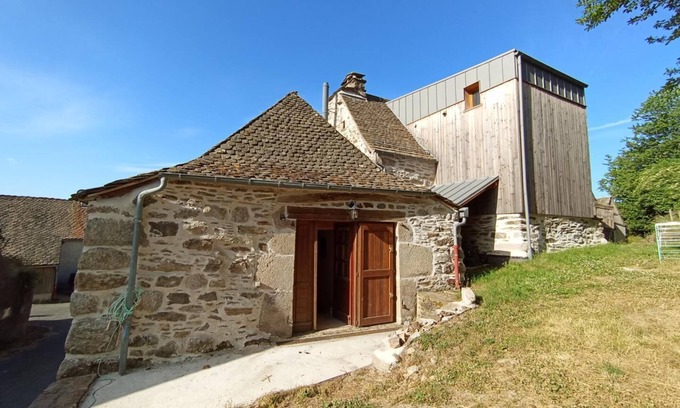 Les Salces House | La Grange - LES SALCES