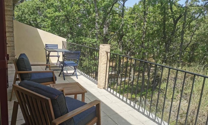 Velleron Apartment | La Grangette