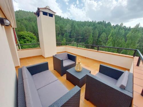 Segura de la Sierra Apartment | La Guijarroseña , Rio Madera