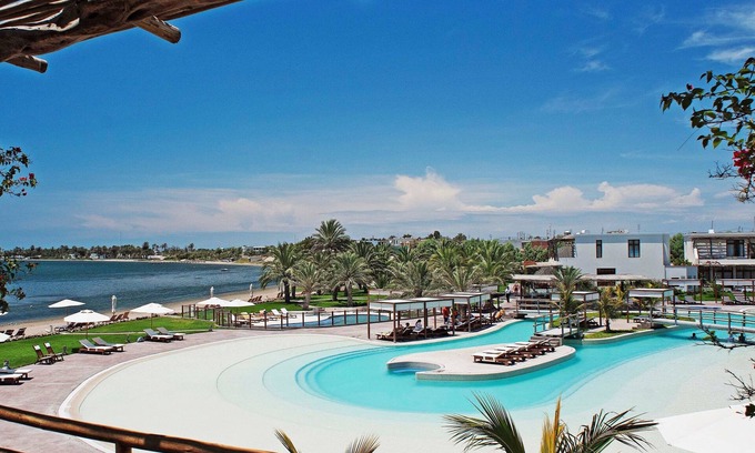 Pisco Resort | La Hacienda Bahia Paracas