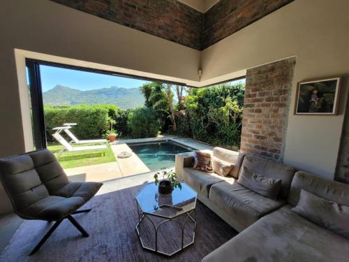 Scott Estate Villa | LA HACIENDA - MODERN, BRIGHT, STYLISH House with Private Pool