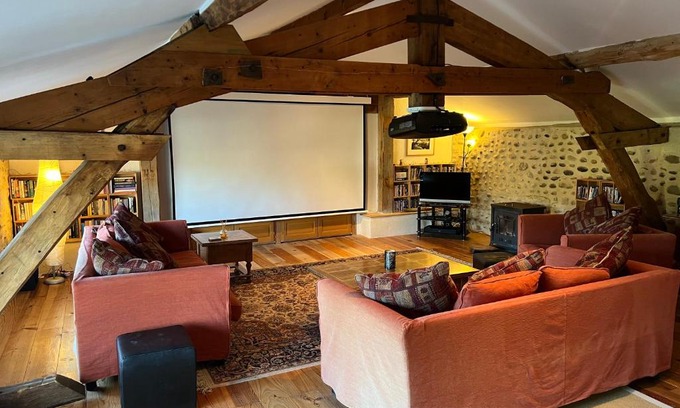Bonnefont House | La Joie de Vivre