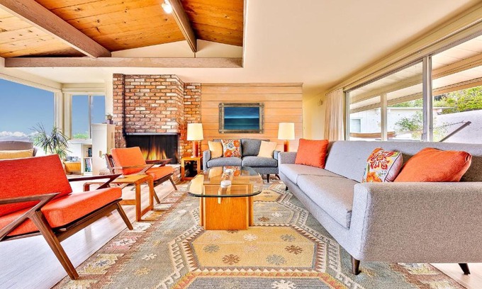 La Jolla Farms House | La Jolla Lookout