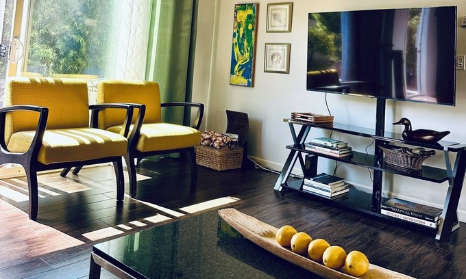 La Jolla Shores Apartment | La Jolla Shores Beach Surf & Sand