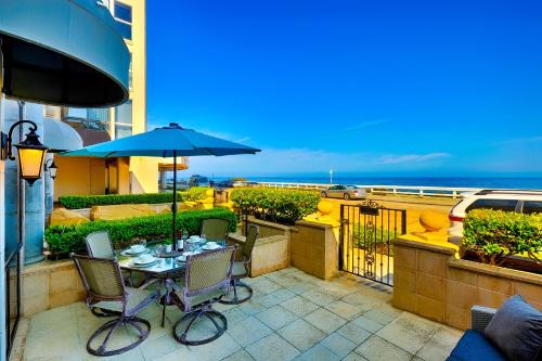 Village of La Jolla House | La Jolla Village Oceanfront Homes
