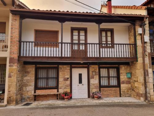 Caranceja House | La Jomeruca ,espaciosa casa rural cerca de playa y montaña