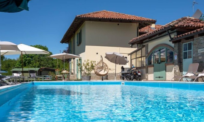 Borgomale House | La Lepre Danzante by Interhome
