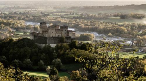 Torrechiara House | La Locanda del Borgo