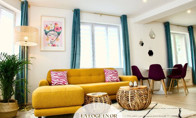 Lens Apartment | LA Loge EN Or-parking Gratuit, Proche Centre Ville et Autoroute
