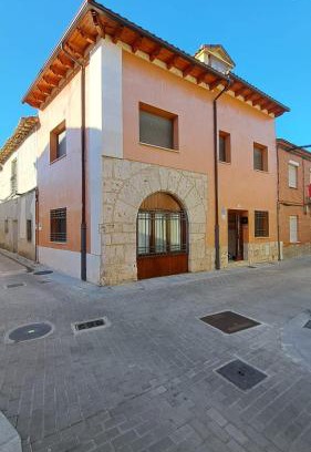 Tordesillas House | LA MADRE ABADESA