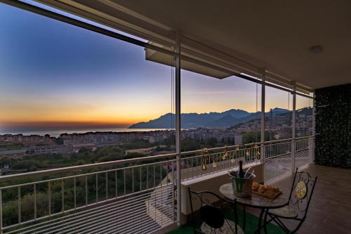 Salerno Apartment | La MaGia del Tramonto