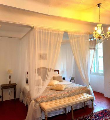 Bouyon House | LA Maison BARNOIN GITE