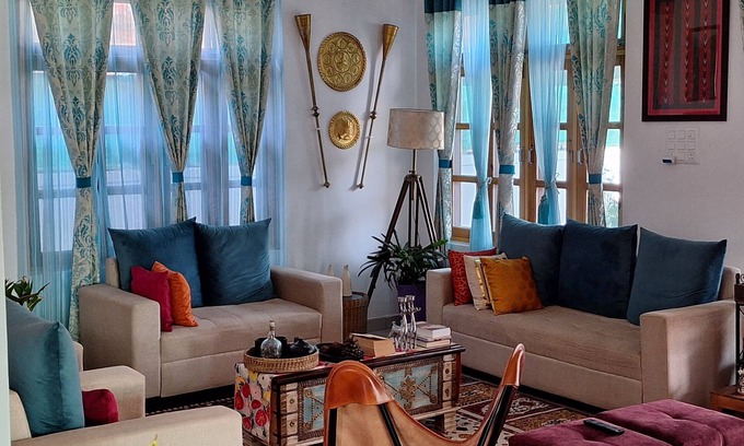 Gunehr Bed & Breakfast | La Maison, Bir (a Boutique Bed and Breakfast)