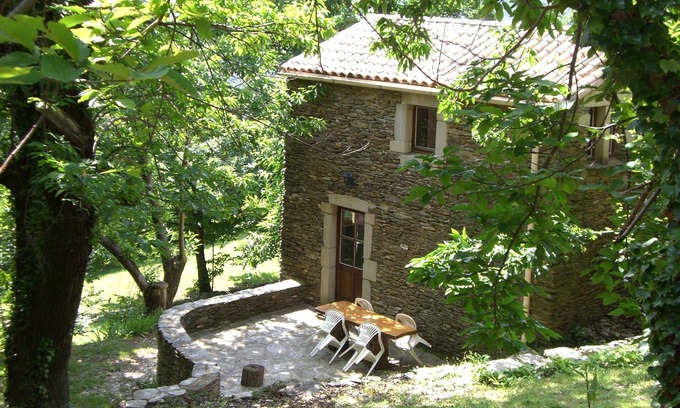Charnavas House | La Maison Carrée above La CèzeLabelled Cévennes National Park Spirit.