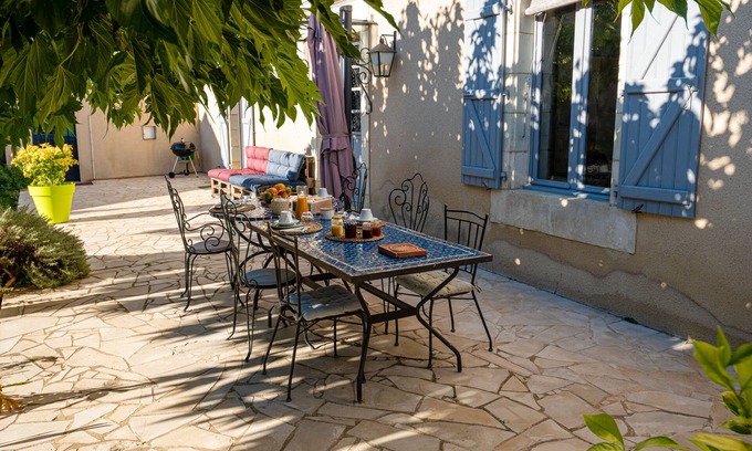 Amberre House | La Maison de Charlotte