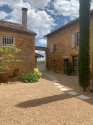 Jarnioux House | La maison de Fanny