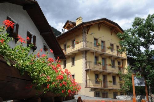 Valpelline House | La Maison de Franco