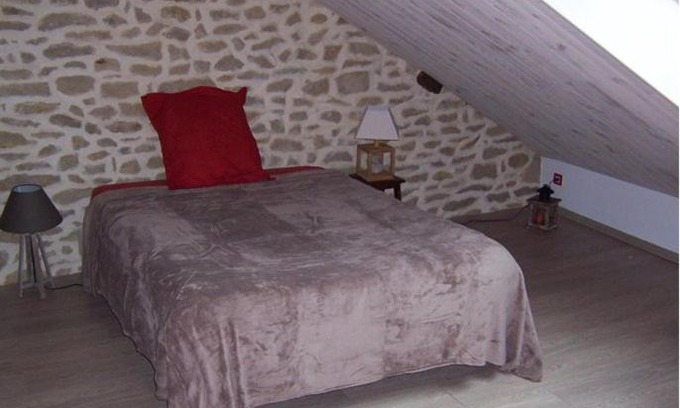 Doncourt-sur-Meuse Bed & Breakfast | La Maison De Marie-Claire