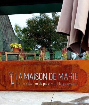 Kerniel House | La Maison de Marie