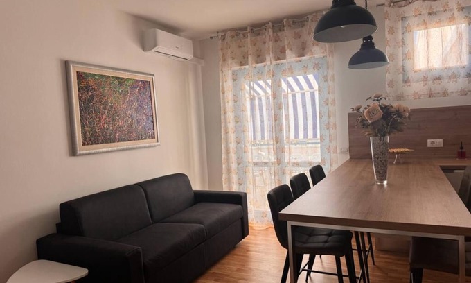 Lido House | La Maison de Monique