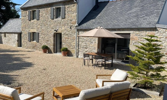 Landeda House | La Maison de Sainte Marguerite, au Pied des Dunes