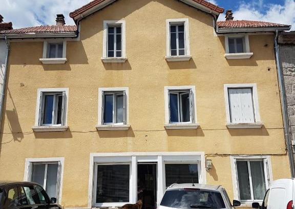 Chambon-le-Chateau House | La Maison de Soso