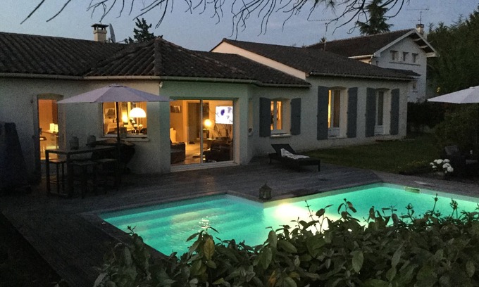 Puymoyen Bed & Breakfast | La Maison des Eaux Claires