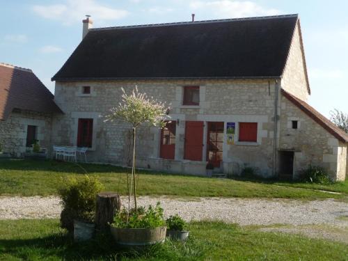Saint-Senoch House | La maison des fleurs
