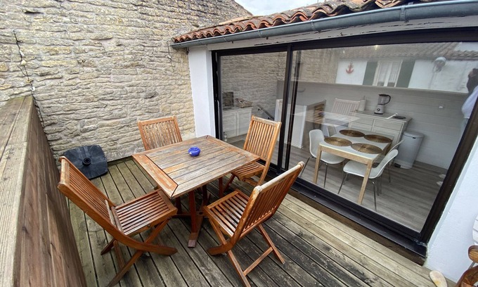 Les Portes-en-Re House | La Maison des Bergeronnettes
