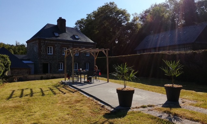 Veules-les-Roses House | La Maison Des Sources