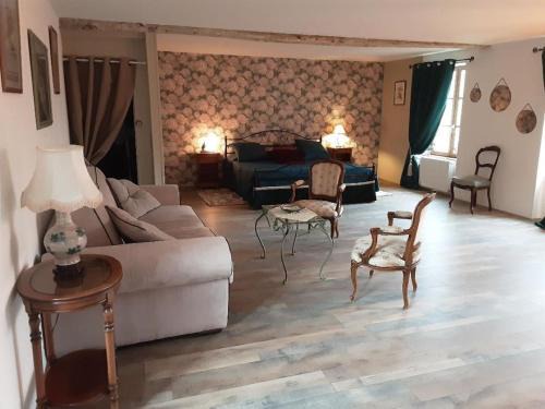 Saint-Jodard Bed & Breakfast | La maison des Roses