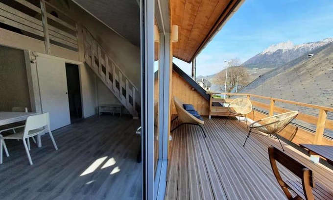 Bredannaz Apartment | La maison du Lac