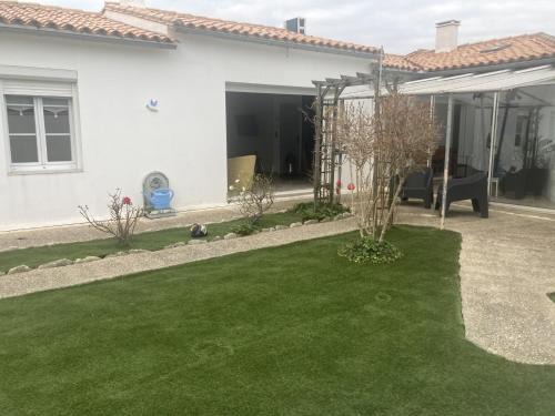 La Flotte House | LA MAISON DU PUITS DE FER à la Flotte en Ré